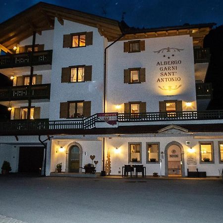 Hotel Garni Sant'Antonio Con Spa Madonna di Campiglio Exterior foto