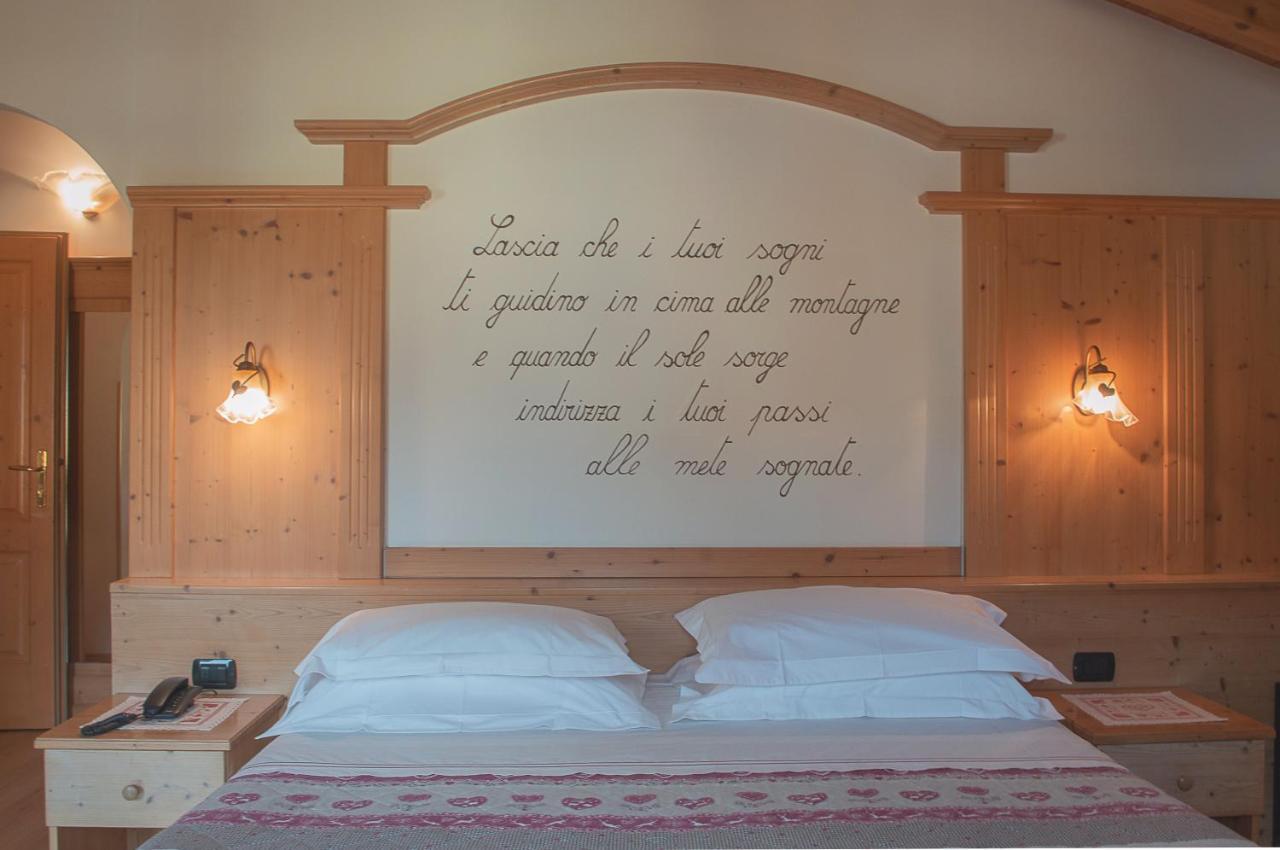 Hotel Garni Sant'Antonio Con Spa Madonna di Campiglio Exterior foto