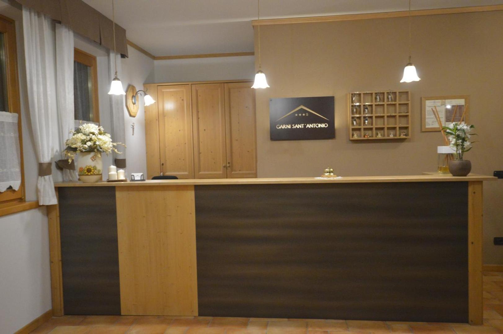 Hotel Garni Sant'Antonio Con Spa Madonna di Campiglio Exterior foto