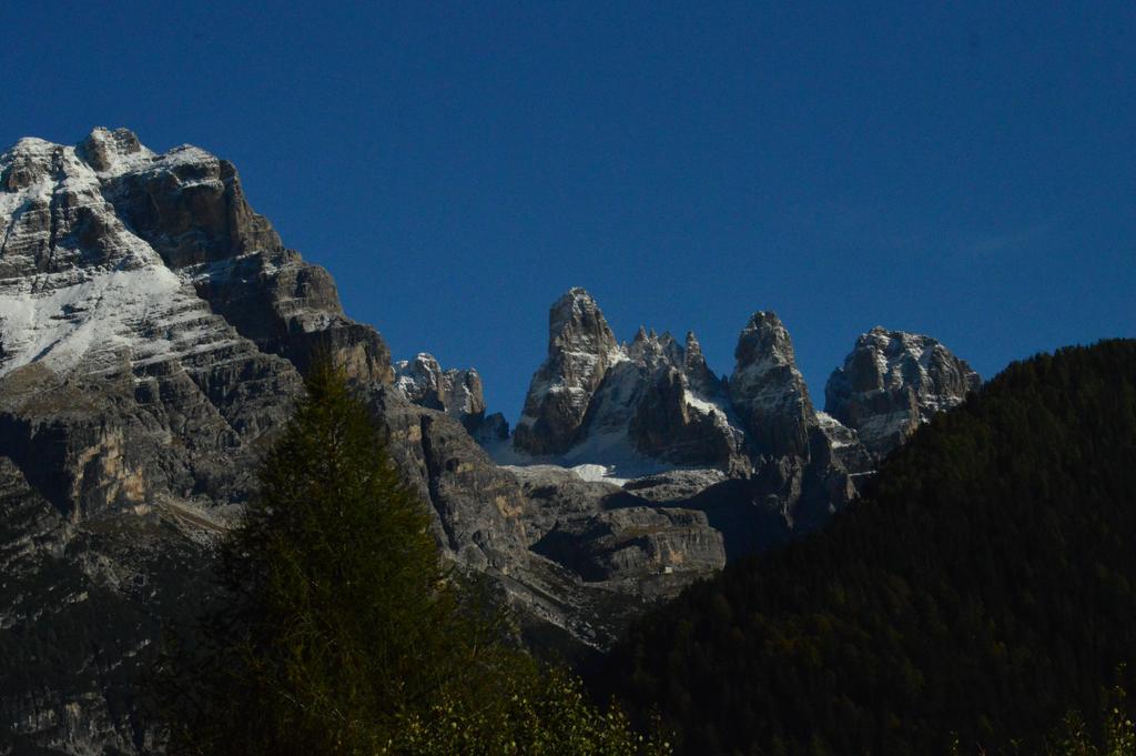 Hotel Garni Sant'Antonio Con Spa Madonna di Campiglio Exterior foto